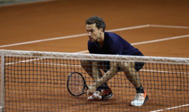 Bruno Soares retorna às quadras para enfrentar lendas do tênis