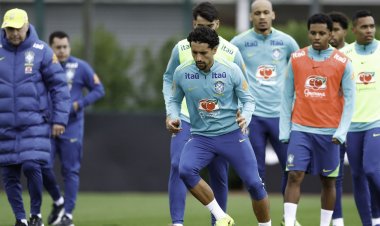 Com equipe completa, Ancelotti comanda atividade em Londres