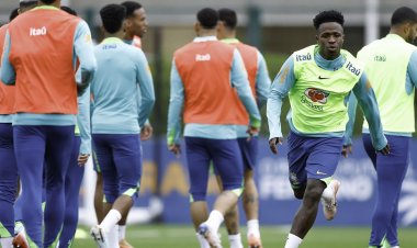 Vinicius Júnior diz que seleção evolui sob comando de Carlo Ancelotti