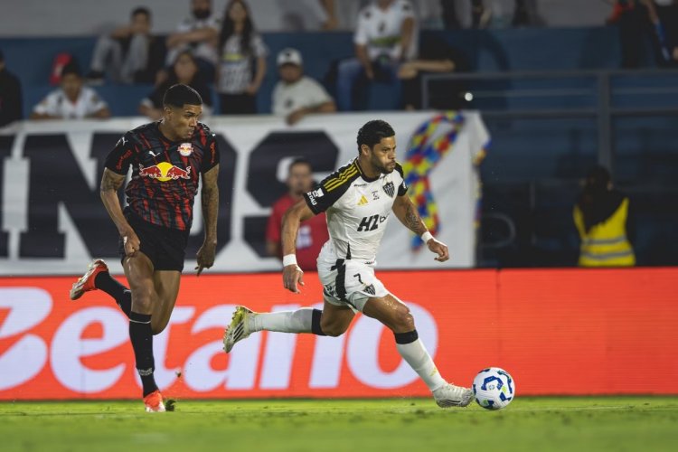 Atlético é superado pelo Bragantino e perde invencibilidade antes da final da Sul-Americana