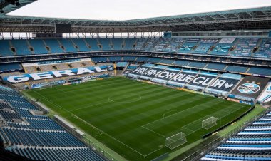 Grêmio faz 3 a 0 no Inter e está com uma mão na taça do Gauchão