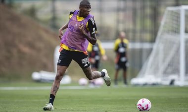 Ex-Palmeiras envolvido na venda de Paulinho não joga há mais de nove meses pelo Atlético-MG