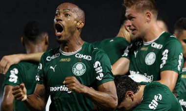 Em noite de Marlon Freitas, Palmeiras derrota Grêmio