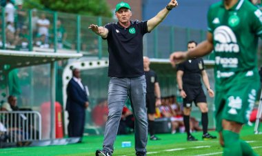 Chapecoense anuncia demissão do técnico Gilmar Dal Pozzo