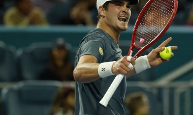 Tênis: João Fonseca avança para quartas de final em Monte Carlo