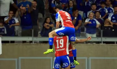 "Mineiraço" e "vitória histórica": derrota do Cruzeiro é destaque na imprensa do Chile