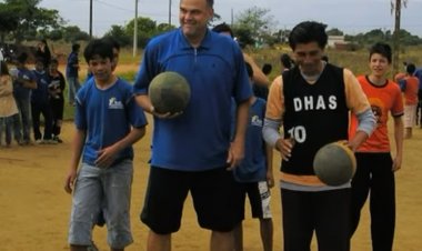 Projeto que Oscar Schmidt viabilizou vence torneio escolar nacional