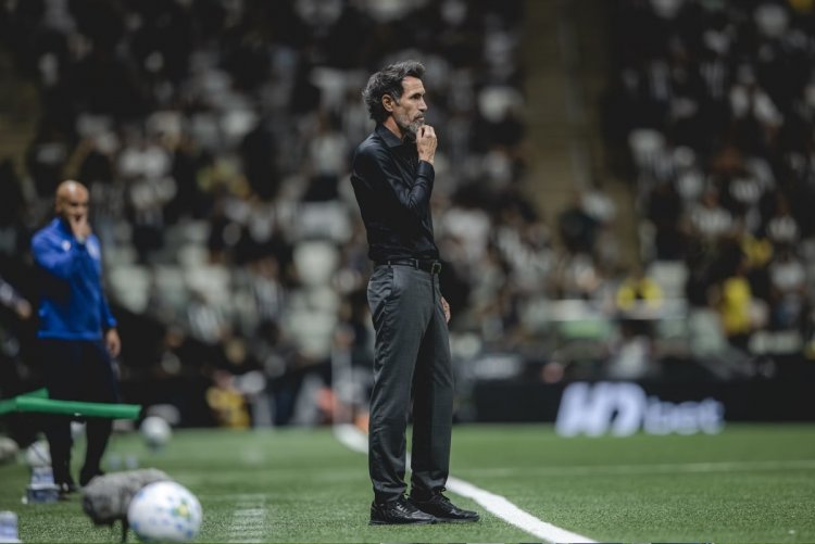 Técnico do Atlético, Domínguez admite rever decisão de poupar jogadores na Sul-Americana