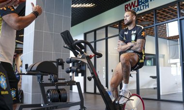 Neymar faz novo exame e segue sem treinar na seleção brasileira