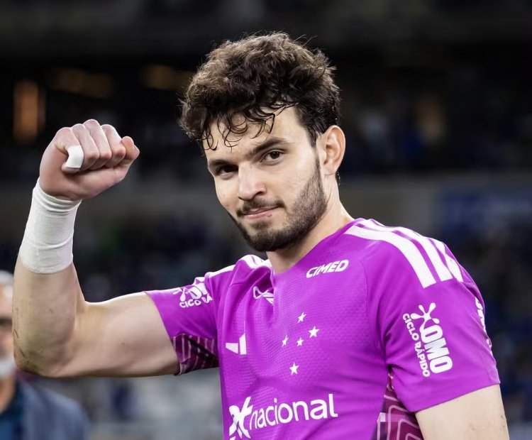 Clube inglês prepara oferta milionária ao Cruzeiro pelo goleiro Otávio