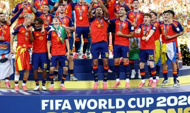 Espanha domina Argentina, vence na prorrogação e leva o bi da Copa